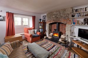 Sitting Room- click for photo gallery